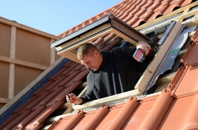 Pose de fenêtres de toit Velux à Domesmont